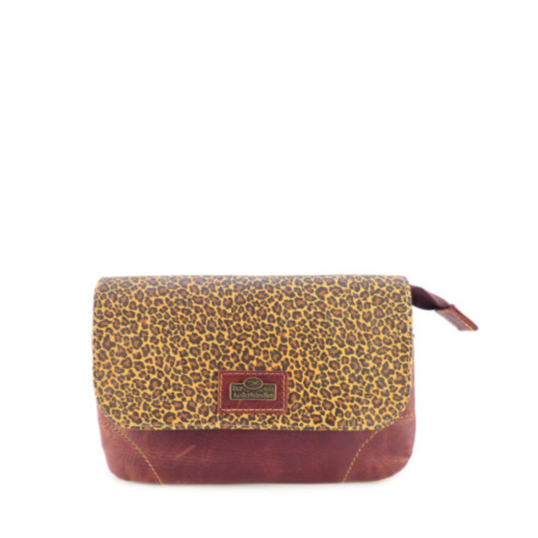 Der Lederhandler Lucy Leopard Print with Flap