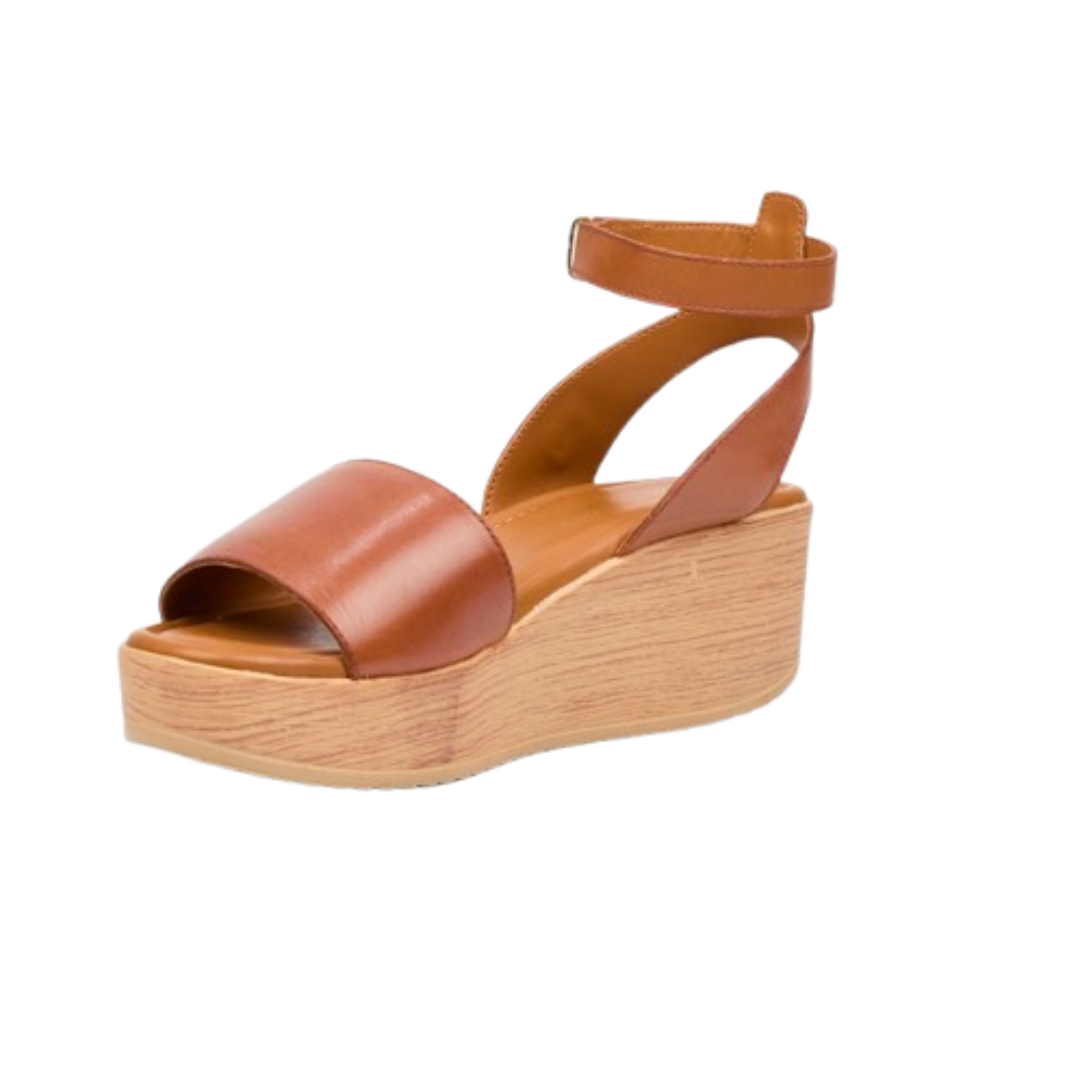Nicci Tyler Luisa 1  - Tan